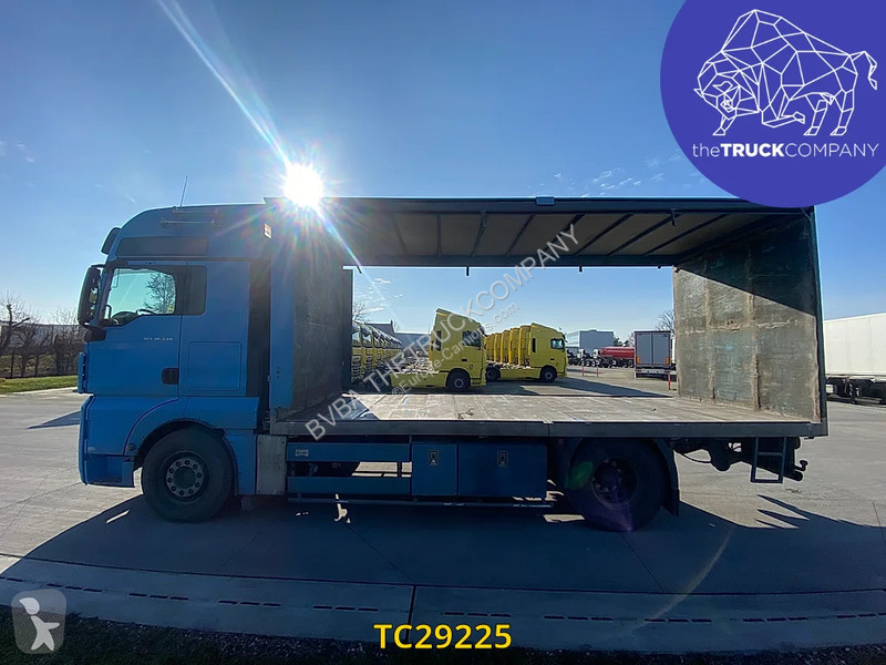 Camion MAN 440
