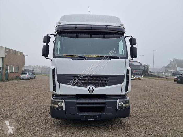 Camion Renault premium