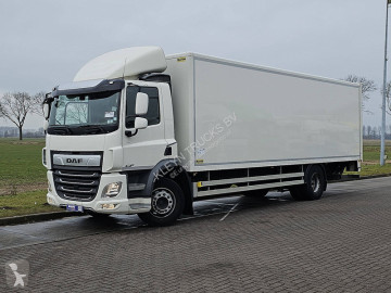 Camion fourgon DAF