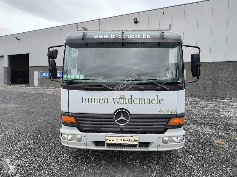 Camion Mercedes 815 GARDEN - MATERIAL BOX - RAMPS