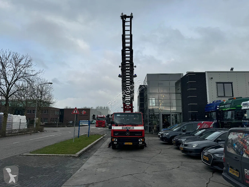 Kamion Mercedes OF MAGIRUS 24 METER + KORF +...