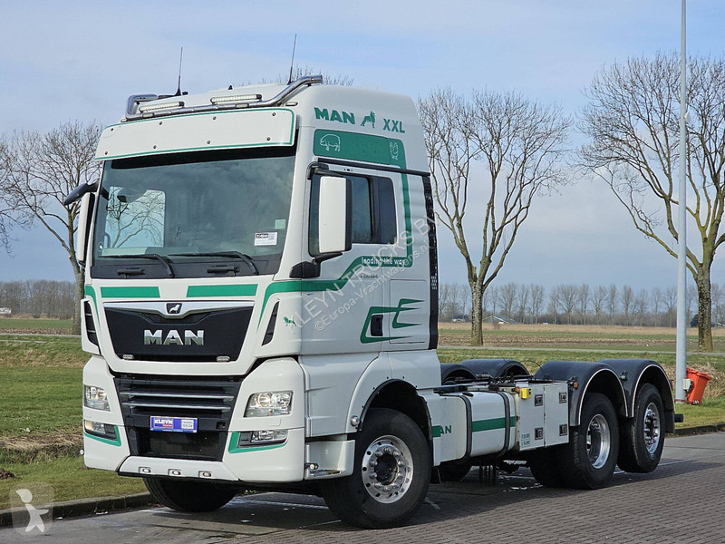 Traktor MAN 26.500  XXL 6X2-4 LL WB420
