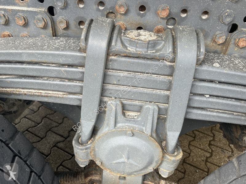 Vrachtwagen Mercedes Arocs 3253 K 8x4/4 Arocs...