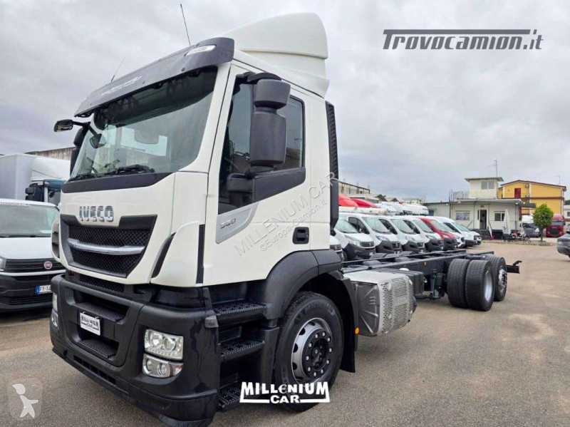 Kamion Iveco 260D36 CABINA CORTA 2017 PASSO 5700