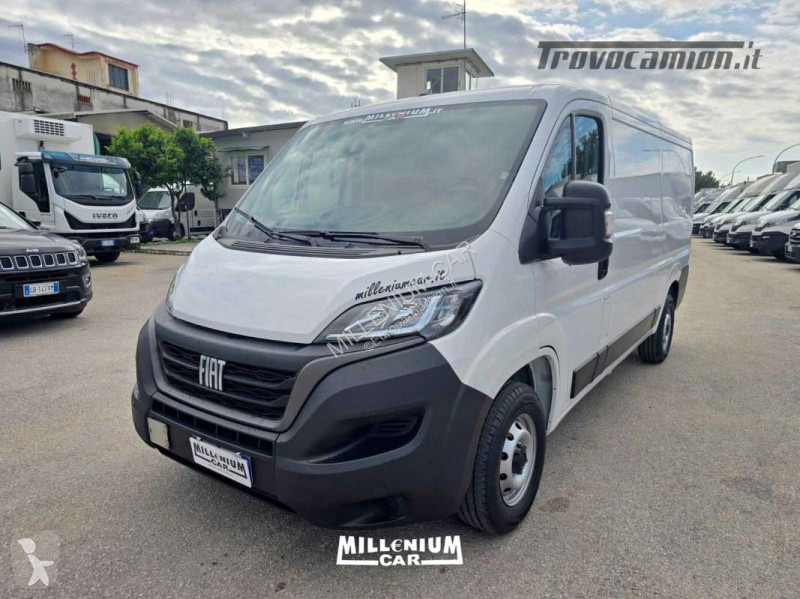 Autoutilitară Fiat L2H1 KM 77000 2022