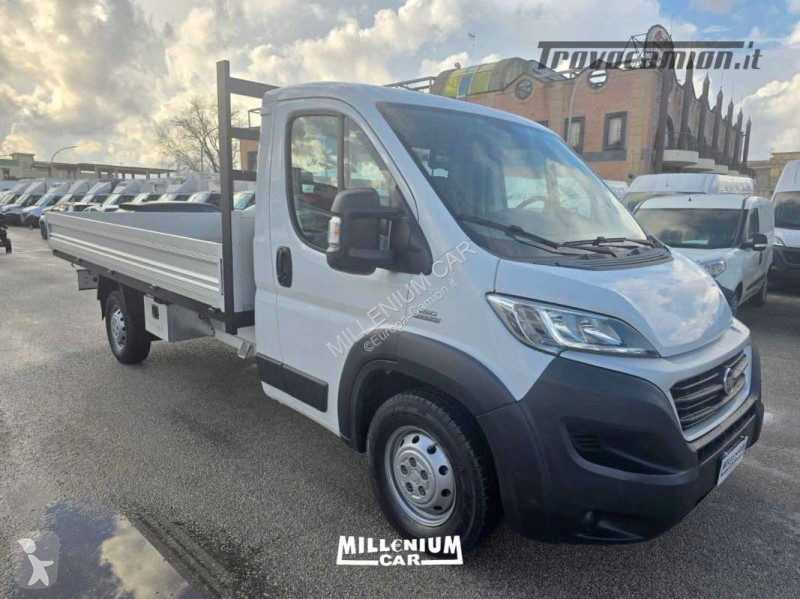 Véhicule utilitaire Fiat MAXI CASSONE 4,40 EURO 6