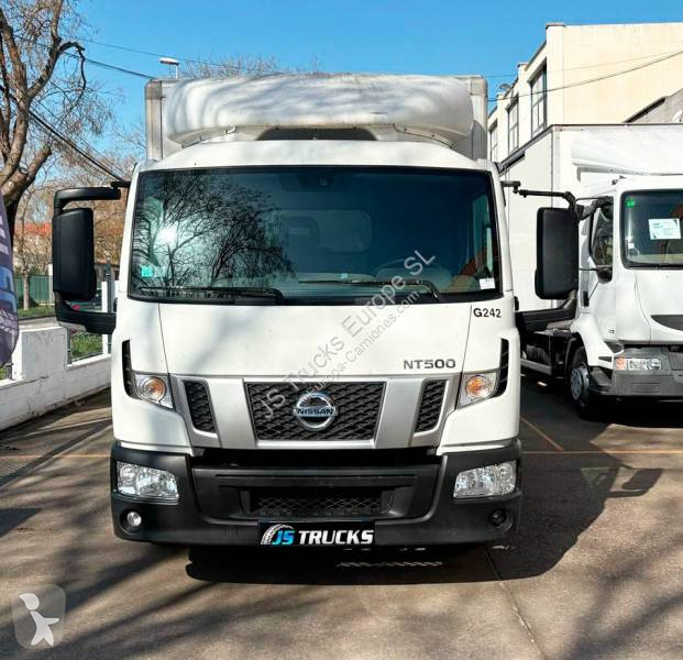 Camión Nissan