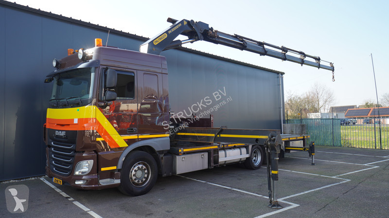 Camion DAF 6X2 FLATBED TRUCK WITH PALFINGER PK...