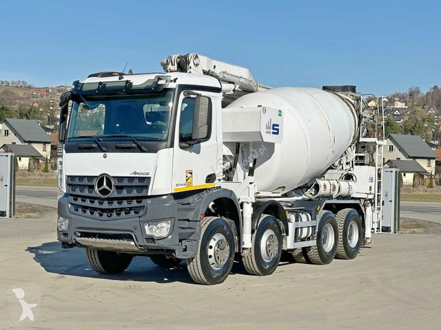 Camion Mercedes AROCS 3743 * Betonpumpe + UNK *...