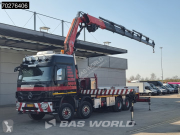 Camion grue Mercedes