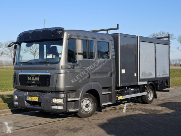 Camion fourgon MAN
