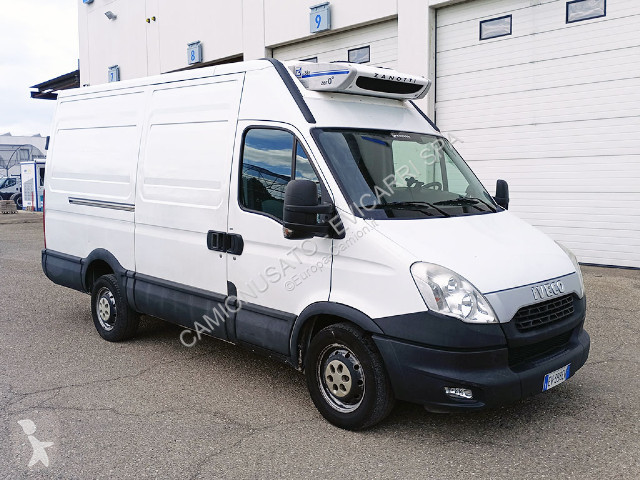 Furgoneta Iveco Daily 35S15 COIBENTATO