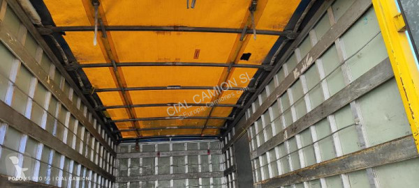 Camion fourgon Nissan