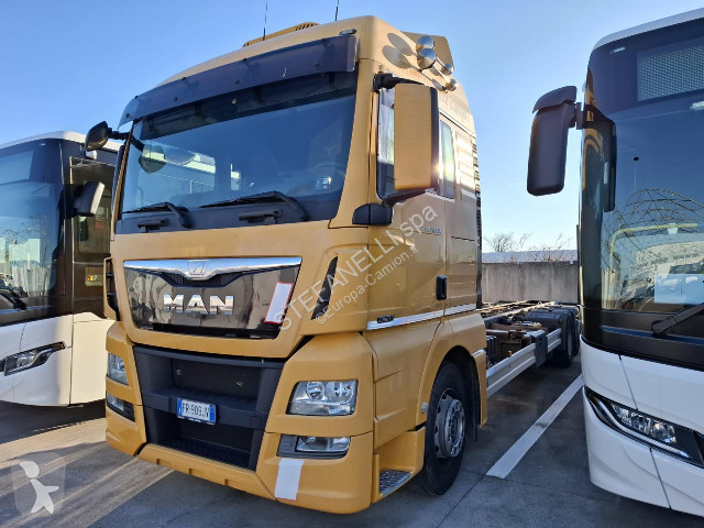 Camion MAN TGX 26-480 SCARRABILE