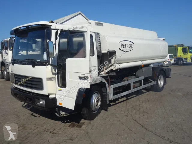 Kamion Volvo FL 240 220PK 12000 LITER STEELSPRINGS