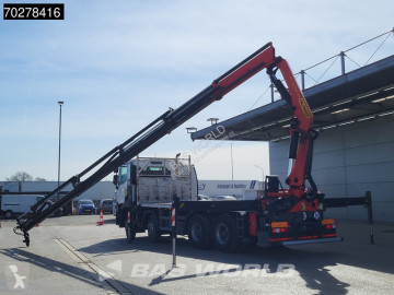 Camion grue Renault