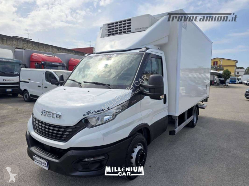 Veicolo commerciale Iveco 60-16 2020 CELLA 4,40...