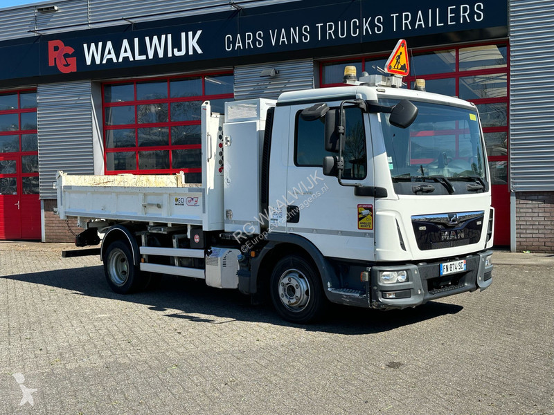 Kamion MAN 8.220 2 sides tipper Kipper