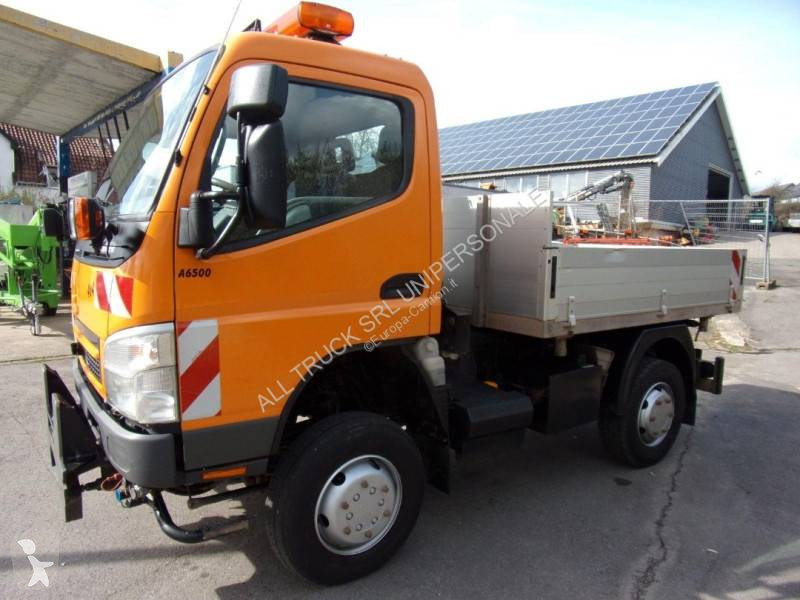 Kamion Mitsubishi