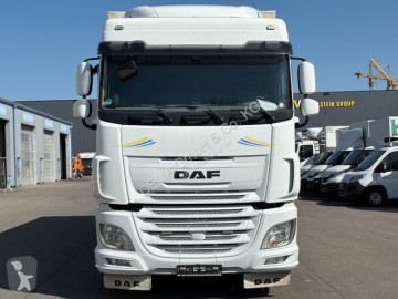 Camión tautliner (lonas correderas) DAF