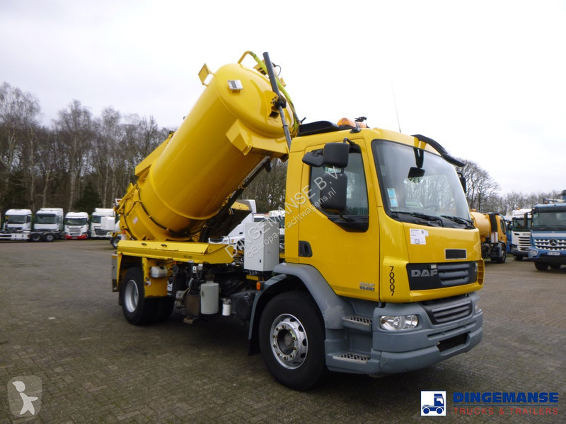 Camion DAF 55220 4X2 Whale vacuum tank 8.1 m3