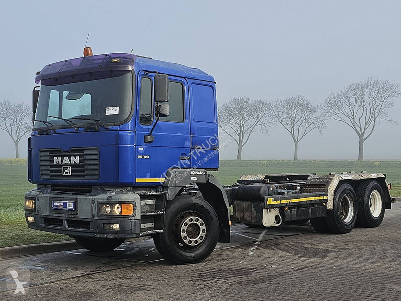 Camion MAN F2000 6X4 STEEL MANUAL