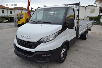 Caja abierta Iveco