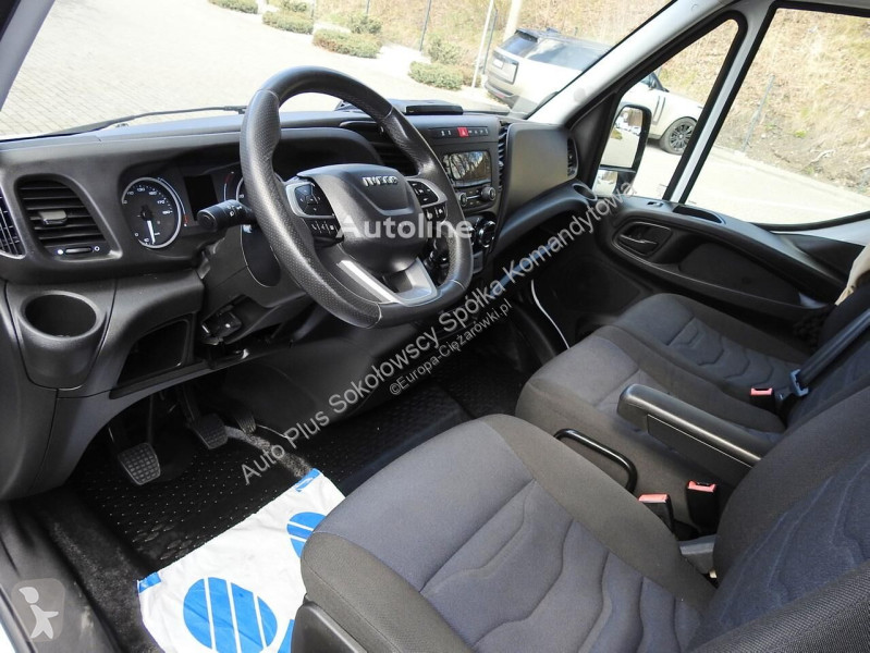 Véhicule utilitaire Iveco DAILY 35S18 PLANDEKA...