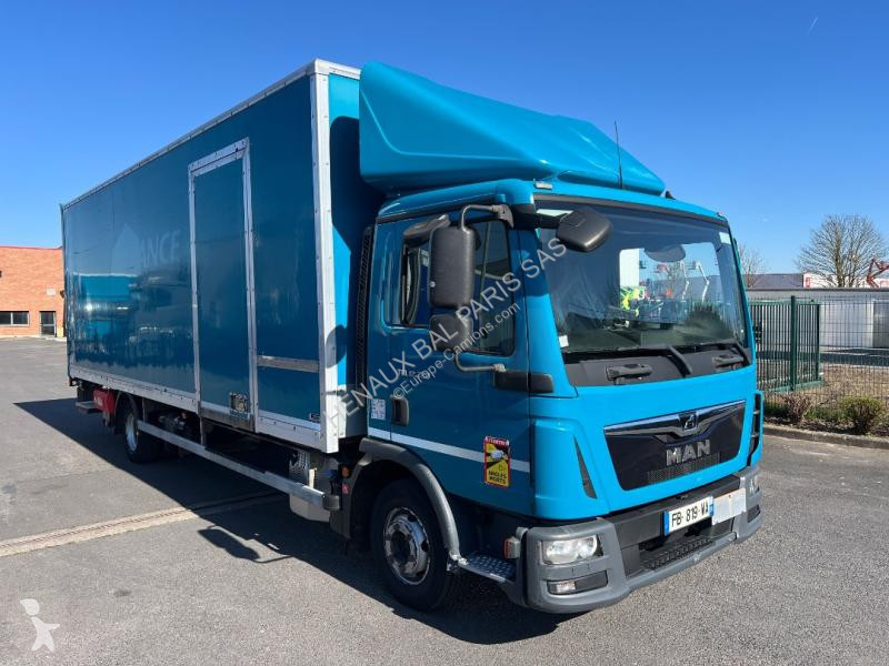 Kamion MAN 12.220