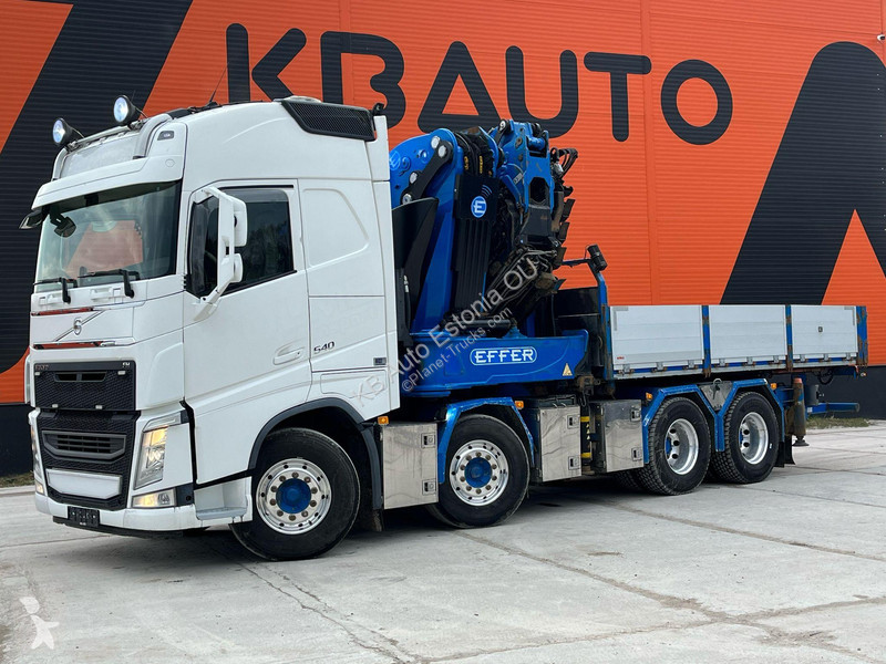 Camion Volvo 8x4 COMBI / PLATFORM + TRACTOR /...