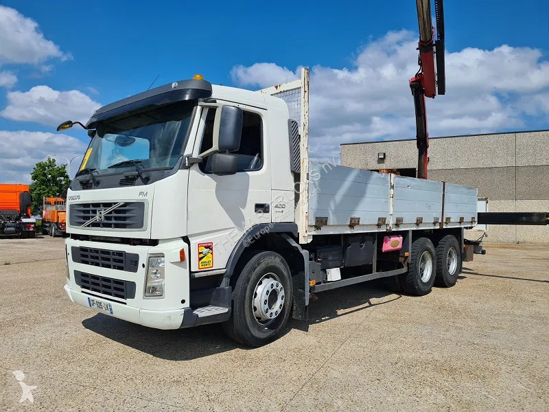 Camion Volvo 400