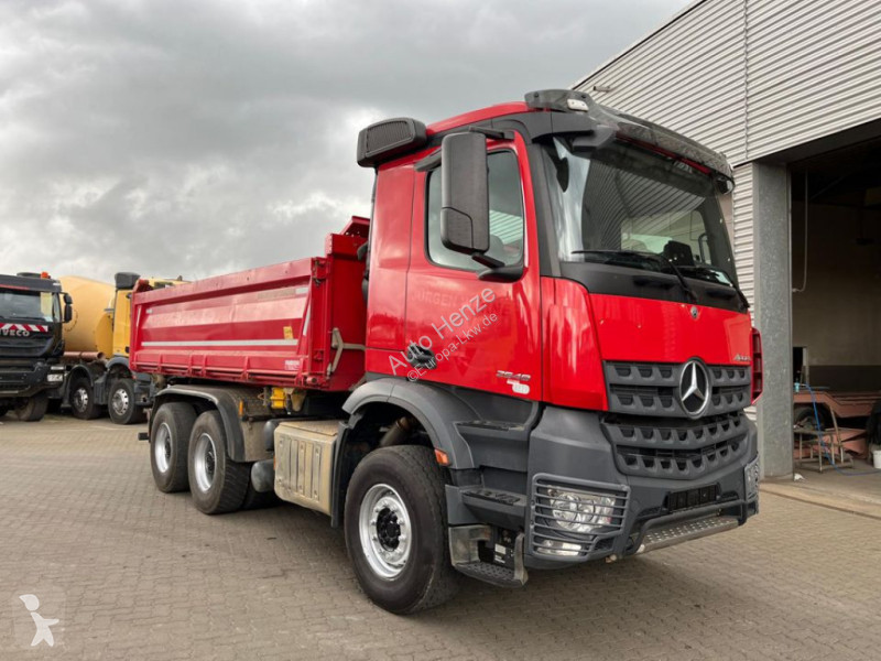 Kamion Mercedes Arocs 2648 6x4 3-Achs Kipper...