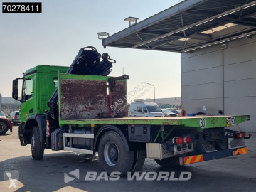 Camion grue Mercedes