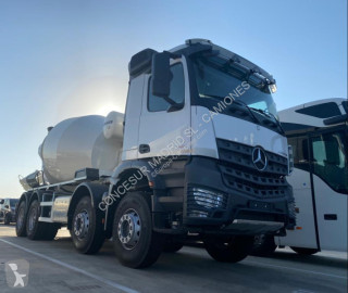 Camión hormigón cuba / mezclador Mercedes nuevo