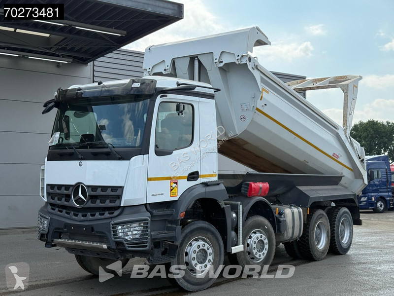 Kamion Mercedes 3246 8X4 16m3 Bennes Marrel...