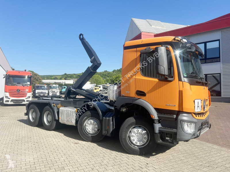 Vrachtwagen Mercedes Arocs 3243 LK 8x4/4 Arocs...