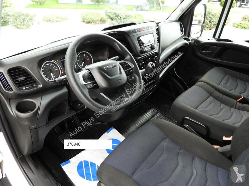 Véhicule utilitaire Iveco DAILY 35S18 PLANDEKA...