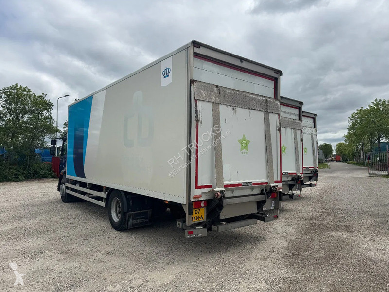Kamion Volvo 250 4X2 3 UNITS CARGO LOCK +...