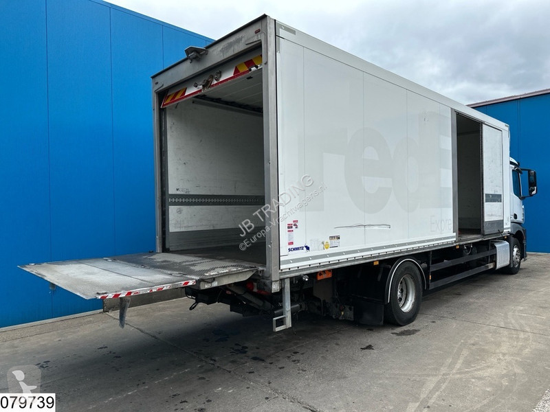 Kamion Mercedes 1842 EURO 6, Dhollandia