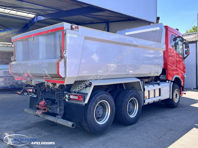 Kamion Volvo 6x4 Tandem lift, Retarder, Big axles