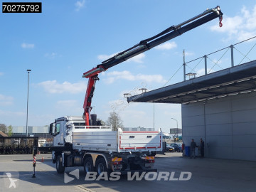Camion tri-benne Mercedes neuf