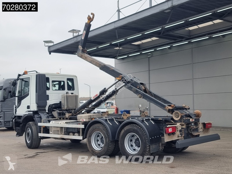 Camión Iveco X-Way 460 6X4 20 Tons HYVA Hook...