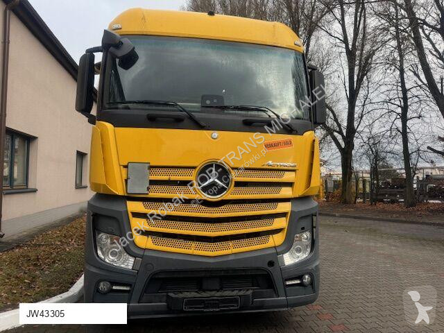 Kamion Mercedes 26-42