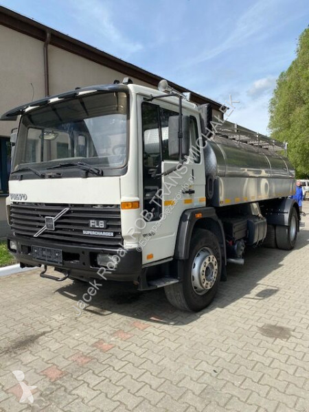 Camion Volvo FL 618