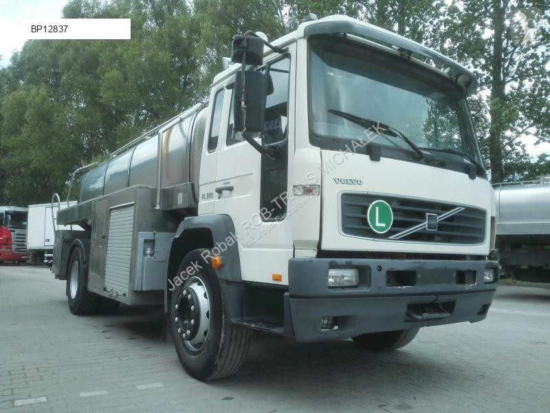 Camión Volvo FL