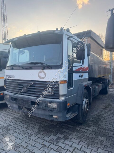 Kamion Volvo FL 618