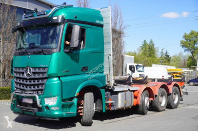 Camion châssis Mercedes