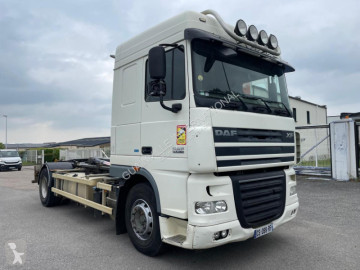 Camion polybenne DAF