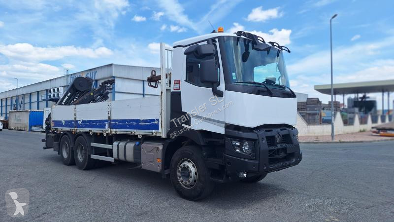 Vrachtwagen Renault 440 6X4