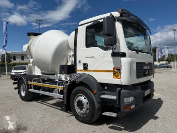Camion béton toupie / Malaxeur MAN